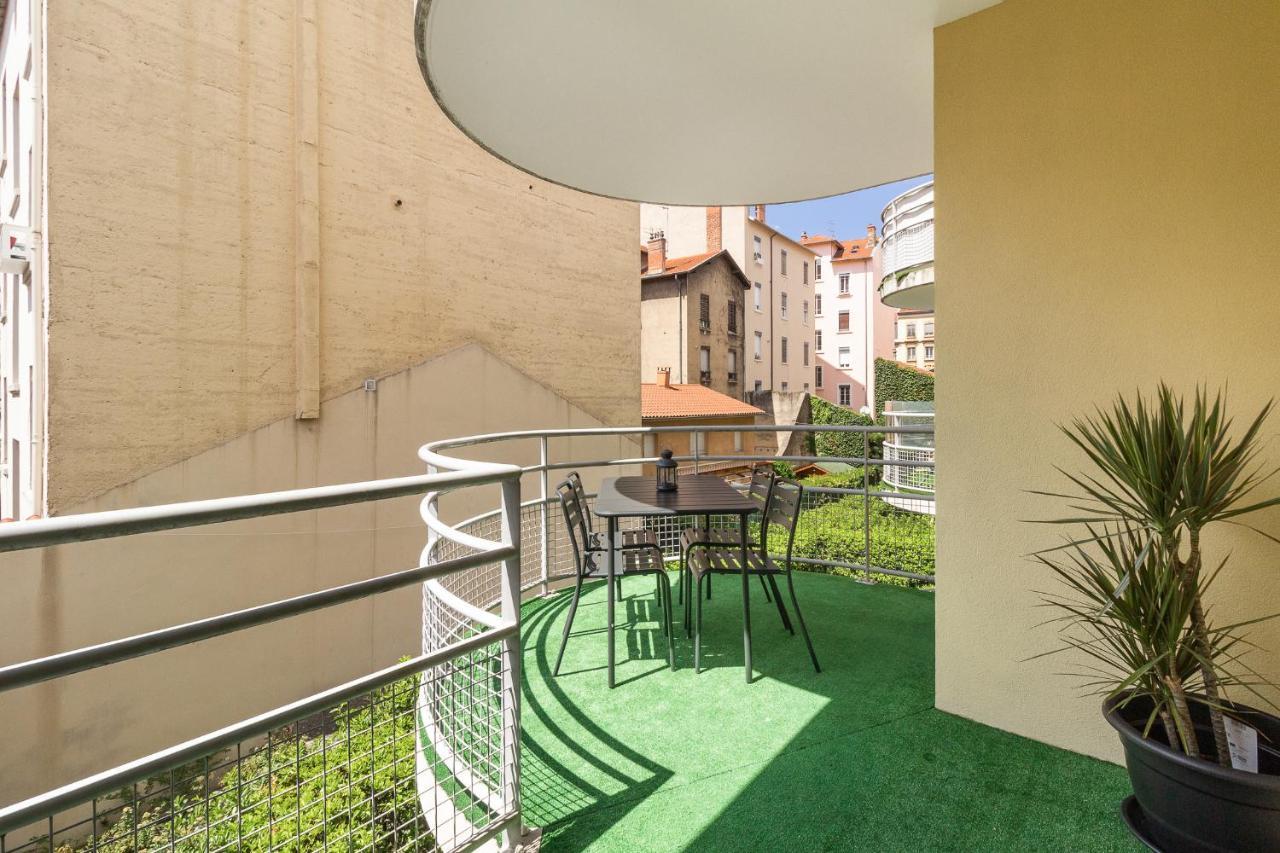 Nice Apartment With Parking Balcon Casa Lyon Вийёрбан Экстерьер фото